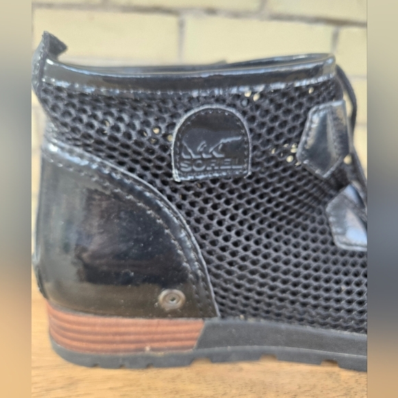 Sorel Major Mesh Boots - Picture 6 of 9